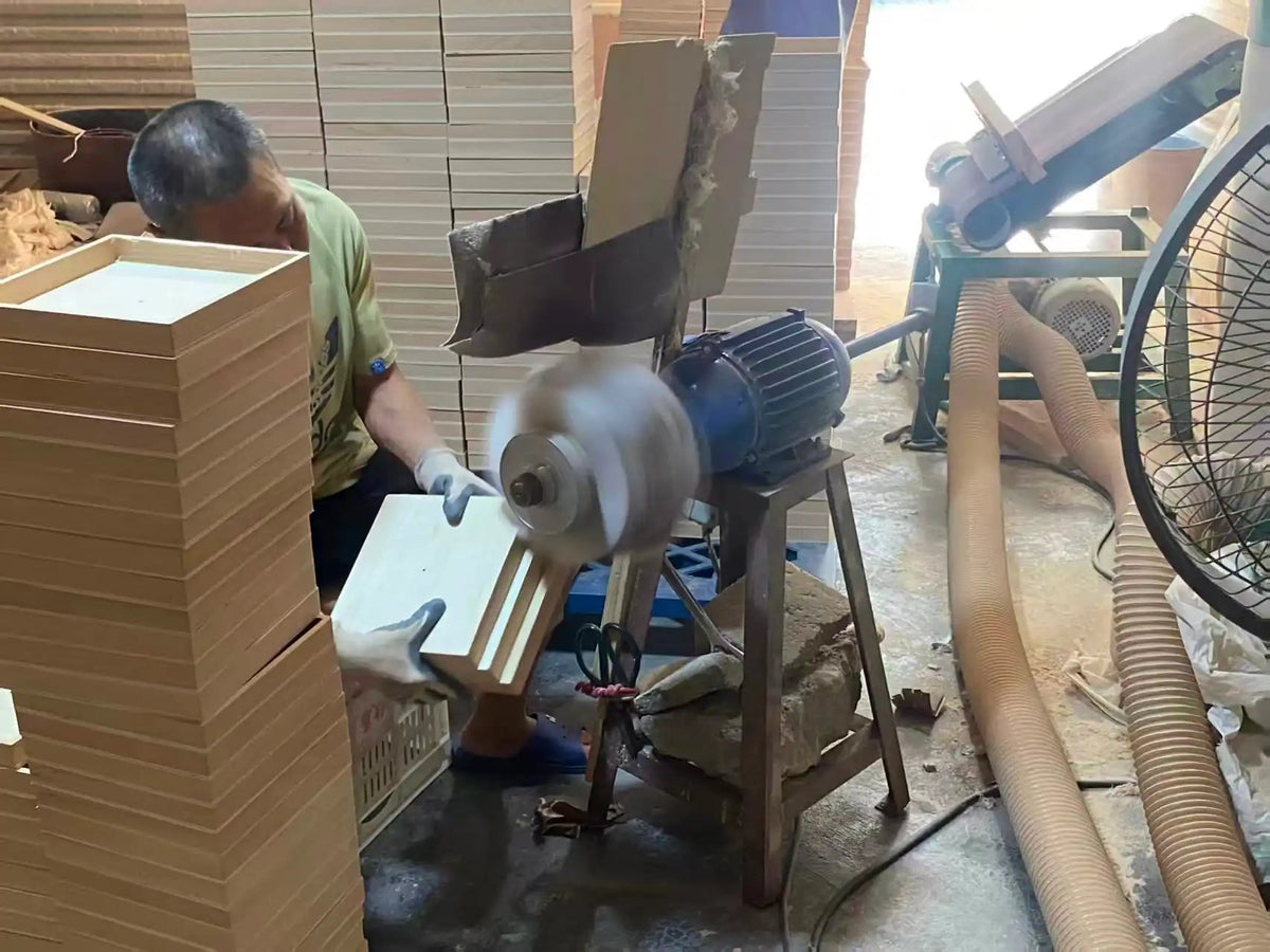 Temporary reference: wood sanding equipment